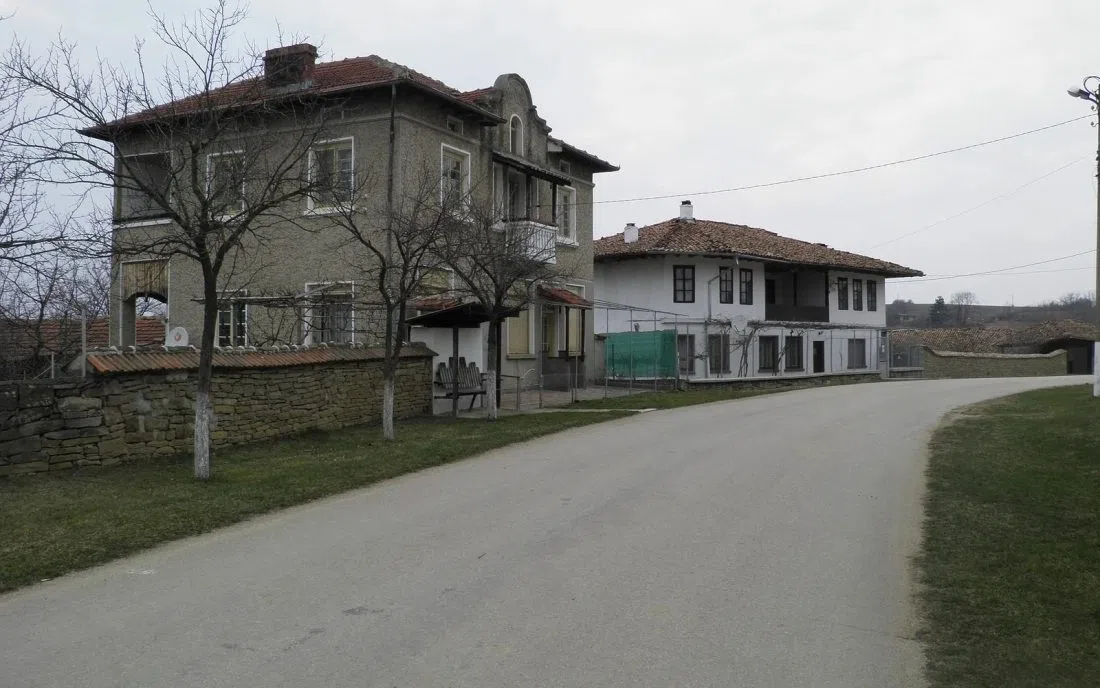 Стара къща във Велчево