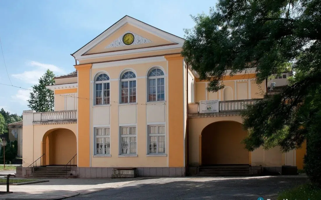 Минералната баня от 1919 година във Вършец