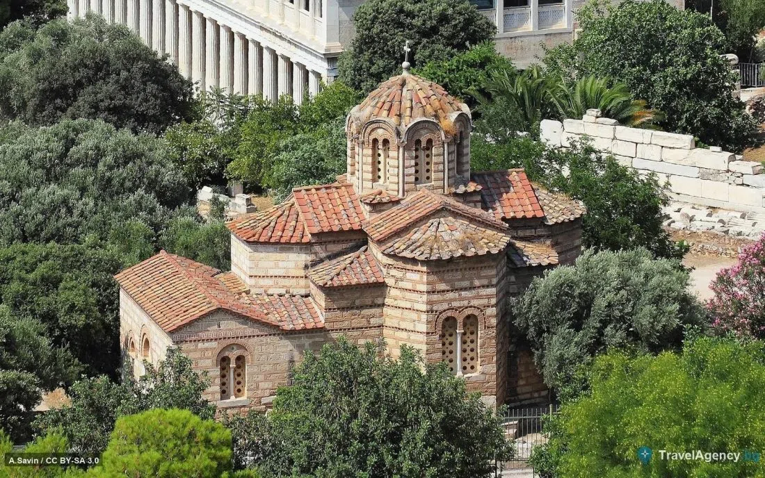 Византийската църква на светите апостоли в Древната Агора в Атина
