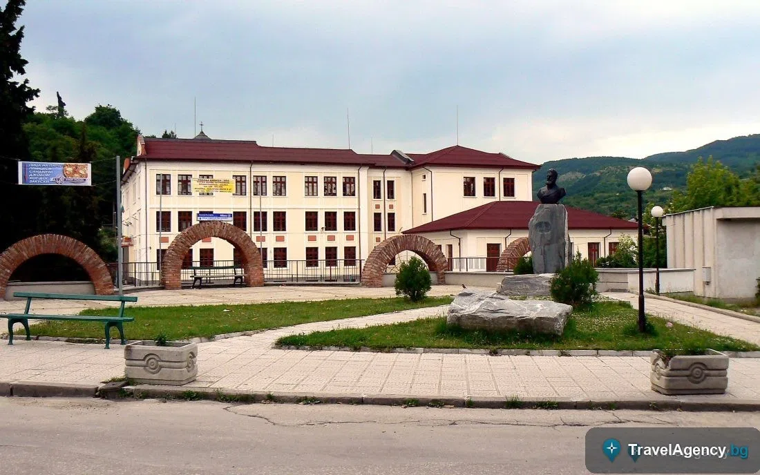 Белово