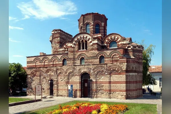 Несебър
