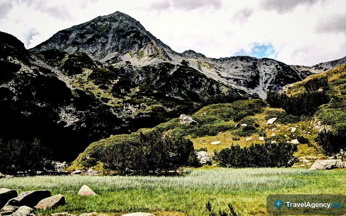 Планини и върхове в България
