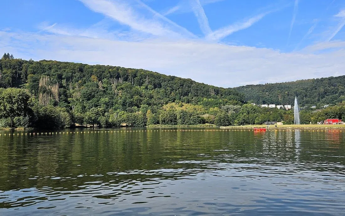 Езерото край Ехтернах със спокойната си водна повърхност